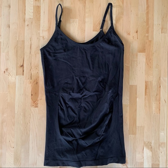 Bundle of 2 Ingrid & Isabel Maternity Tanks - Picture 4 of 5